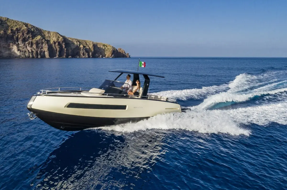 Invictus 280 GT
